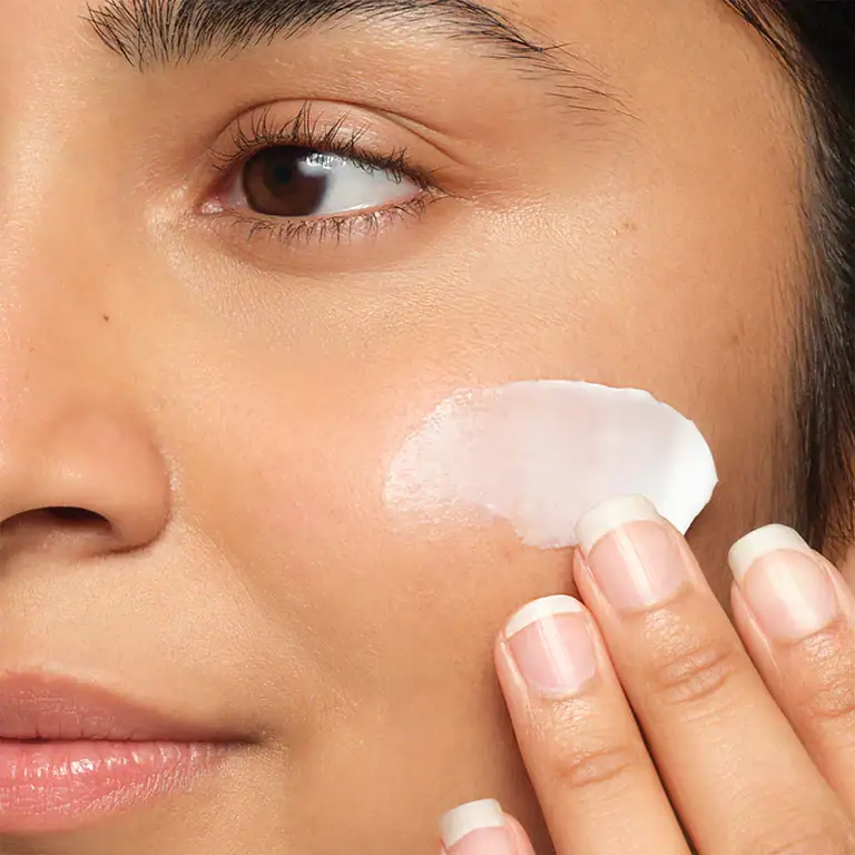 THE ORDINARY NATURAL MOISTURIZING FACTORS + HA thumbnail 3