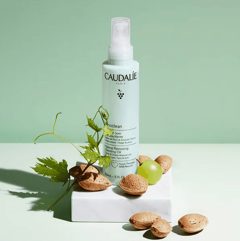 Caudalie Vinoclean Makeup Removing Cleansing Oil thumbnail 2