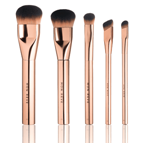 Set i furçave kozmetike MRV 5 copë për aplikimin e makeup-it dhe kujdesin e lëkurës.