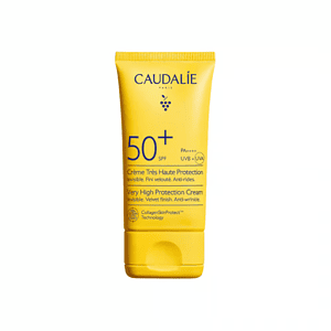 Kremë mbrojtëse SPF 50+ nga Caudalie për mbrojtje të lartë nga dielli.