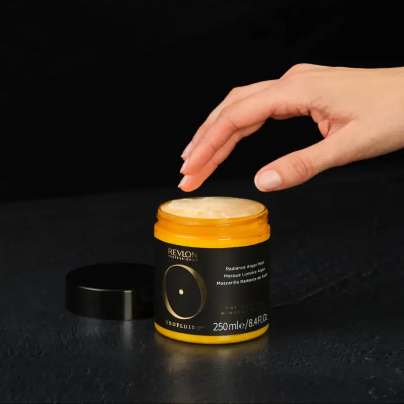 Maskë kozmetike OF ORO 250ml për lëkurën e ndritshme dhe të shëndetshme.
