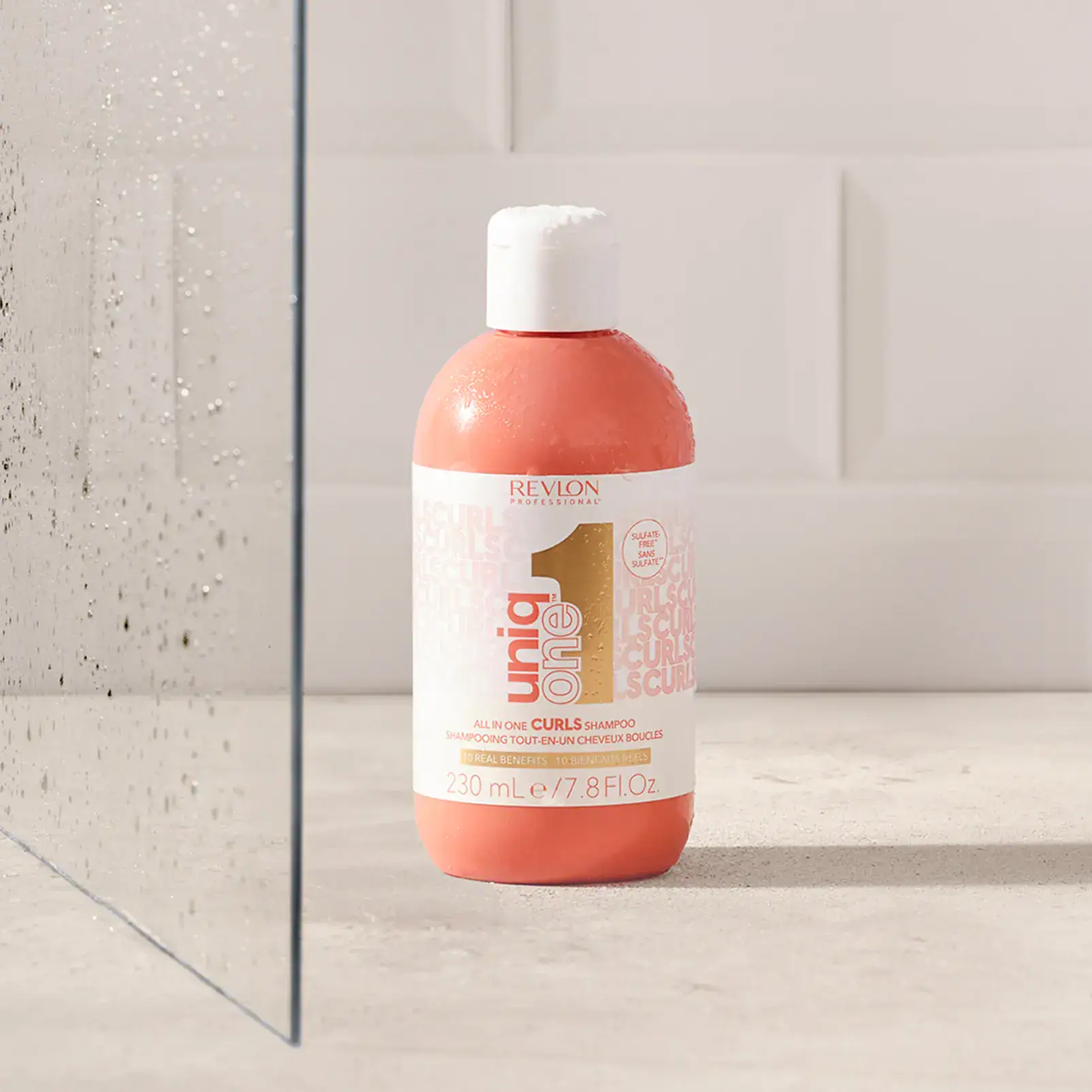 Shampo për flokë kaçurrela RP UniqOne 230ML për kujdesin e flokëve me kaçurrela dhe shkëlqim.