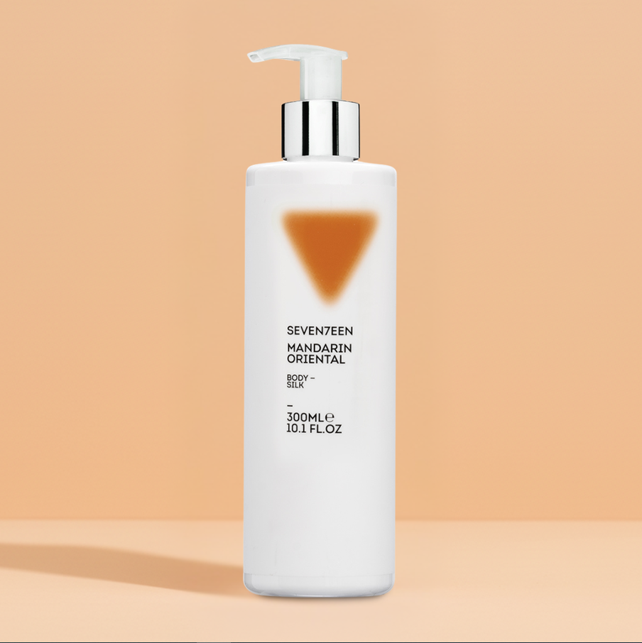 Body Silk Mandarinin 300ml, kozmetik produkt për trupin, vaj i butë dhe aromatik.