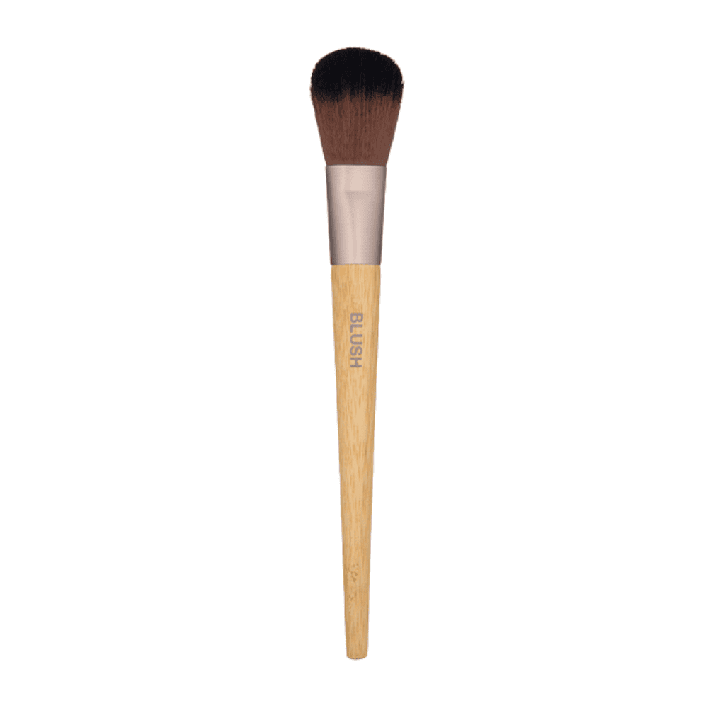 Brush për fytyrën me dorë bambu për aplikimin e blush-it dhe kozmetikës së fytyrës.
