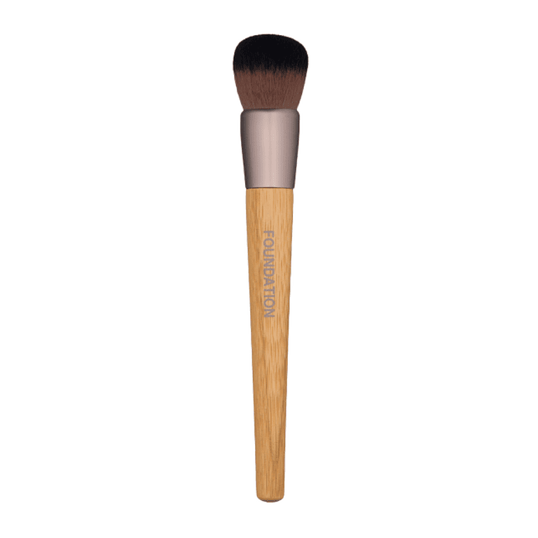 SEVENTEEN FOUNDATION BRUSH BAMBOO HANDLE 007S