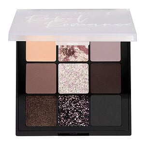 Paletë makeup me ngjyra të ndezura dhe ngjitëse të sofistikuara, per audh gje kozmetike.
