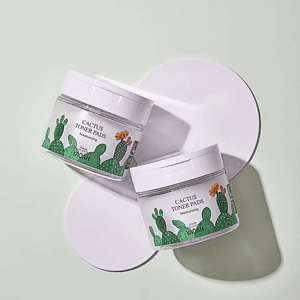 Kaktus toner pads për kujdesin e lëkurës, mbështet hidratimin dhe qetësimin.