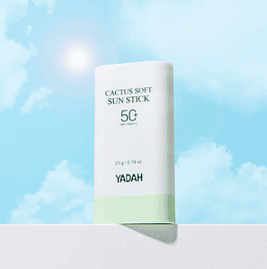 Kozmetik YADAH Cactus Soft Sun Stick SPF 50+ cerullojen në atmosferë diellore.