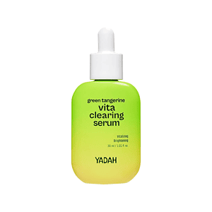 Yadah vita clearing serum përmban ngjyrë të gjelbër- portokalli, qelq krem që flet për rigjenerim lë.